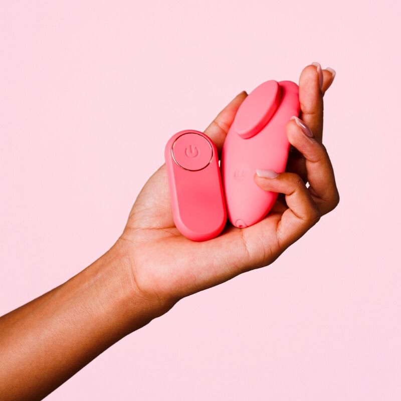 JE JOUE - ILY PANTY VIBE VIBRADOR ÍNTIMO CON CONTROL REMOTO 7 JE JOUE - ILY PANTY VIBE VIBRADOR ÍNTIMO CON CONTROL REMOTO - Imagen 7