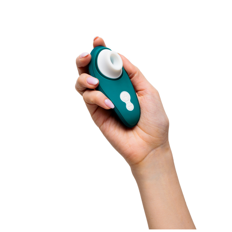 WOMANIZER - LIBERTY 2 ESTIMULADOR & SUCCIONADOR CLITORIS VERDE CLARO 7 WOMANIZER - LIBERTY 2 ESTIMULADOR & SUCCIONADOR CLITORIS VERDE CLARO - Imagen 8